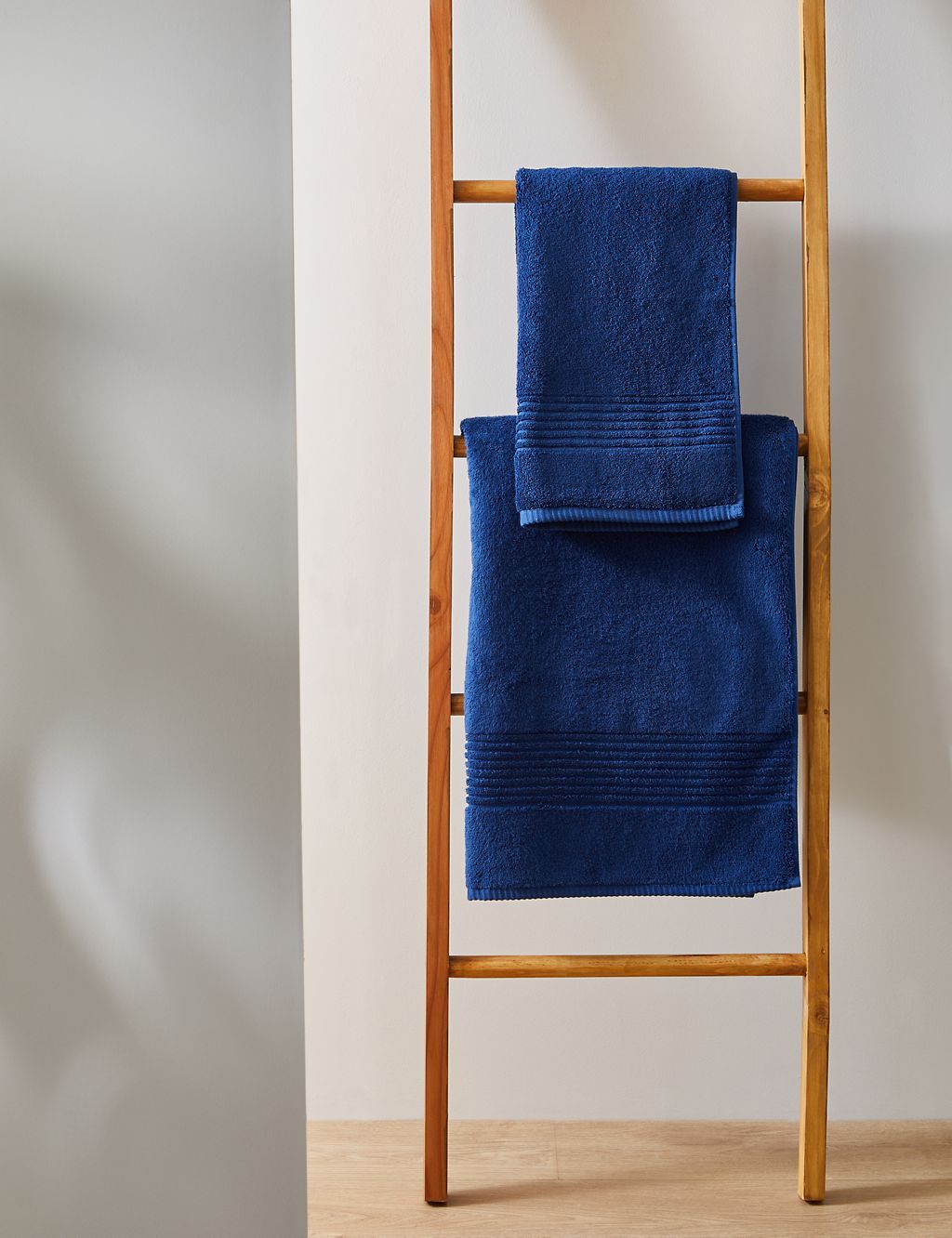 Luxury Egyptian Cotton Towel