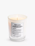 Maison Margiela Replika Duftkerze „By The Fireplace“, 165 g