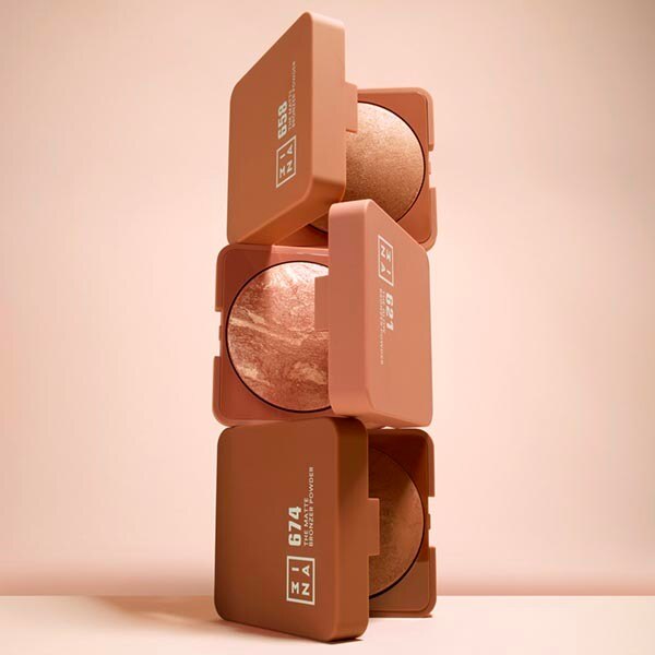 The Glow Bronzer Powder 621 GOODS Superdrug