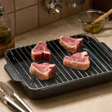 Sainsburys Welsh Hill Dickes Lamm-T-Bone-Steak – Probieren Sie den Unterschied (ca. 550 g)