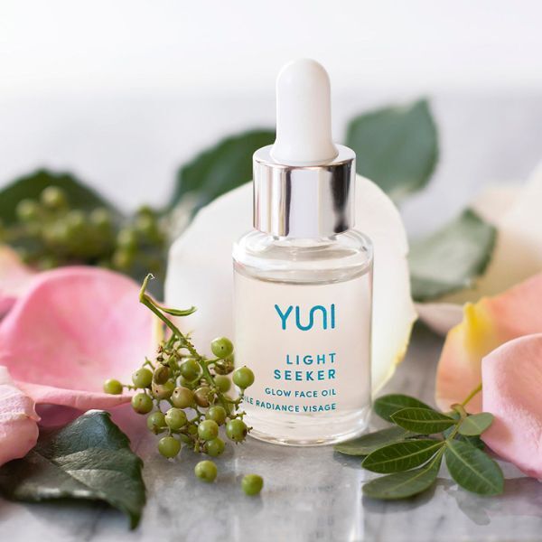 Yuni Beauty Light Seeker Glow Face Oil 15ml GOODS Superdrug