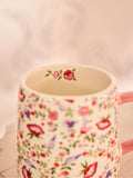 Cath Kidston 4er-Set cremefarbene Billie-Becher mit Frühlingsvogel- und Blumenmuster
