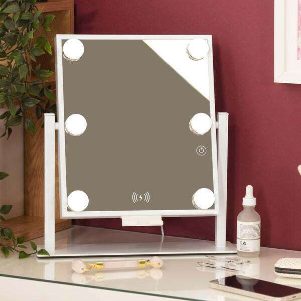 STYLPRO Glam & Groove Hollywood Vanity Music Mirror GOODS Superdrug
