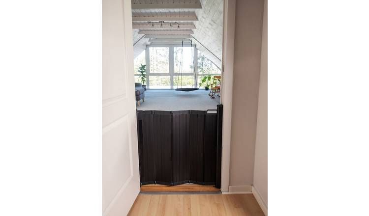 Babydan Guard Me Saftey Gate-Black - McGrocer