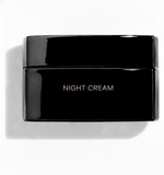 CHANEL
LE LIFT CRÈME DE NUIT
Smoothing Firming and Revitalising Night Cream