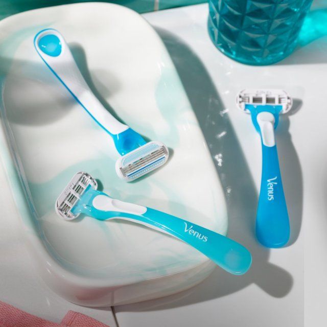 Gillette Venus Oceana Disposable Razors 3 per pack