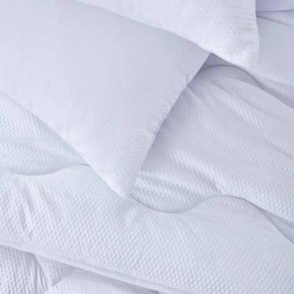 Martex Health & Wellness Seersucker 10.5 Tog Duvet Single
