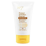 No7 Protect & Perfect Intense ADVANCED BB Gesichtssonnenschutz LSF 50 Hell 50 ml