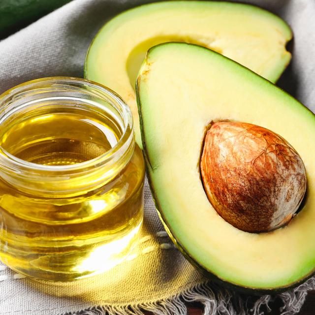 OGX Ever Straightening+ Brazilian Keratin Smooth pH Balanced Conditioner 385ml