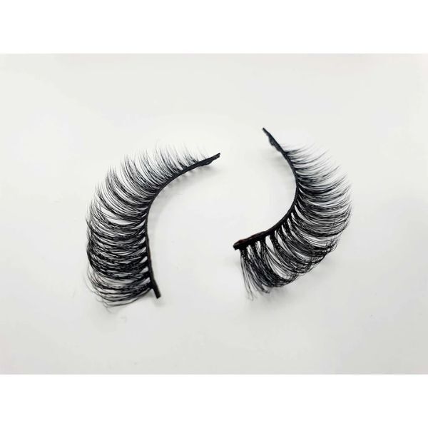 Sophie's Lashes UK Flirt Strip Lashes & Clear Liner
