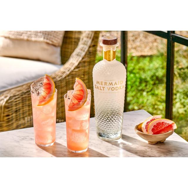 The Isle of Wight Distillery Mermaid Salt Vodka   70cl GOODS M&S   