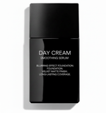 CHANEL
ULTRA LE TEINT
VELVET BLURRING SMOOTH-EFFECT FOUNDATION