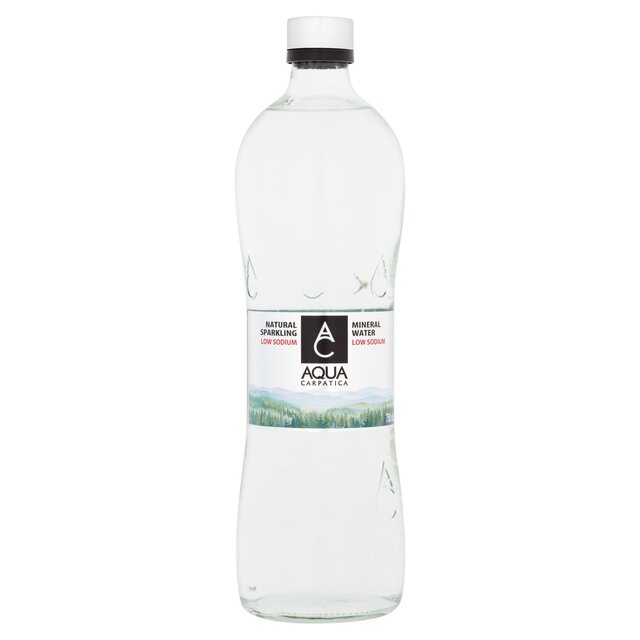 AQUA Carpatica Glass Naturally Sparkling Mineral Water Nitrates Free   6 x 750ml - McGrocer