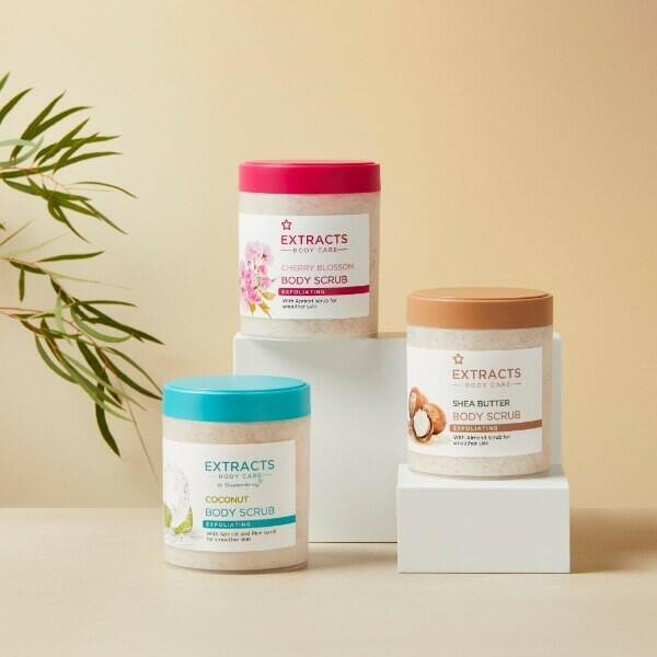 Superdurg Extracts Body Scrub Cherry Blossom 465ml GOODS Superdrug   