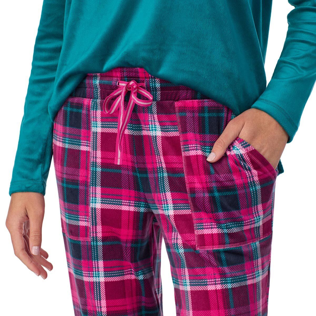 Jane &amp;amp; Bleecker Women's Silky Plush Pyjama Set