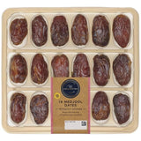 M&amp;amp;S Collection 18 Medjool Dates Pitted   18 per pack