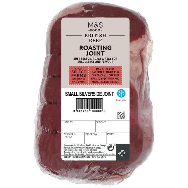 M&amp;amp;S Select Farms British Beef Roasting Joint   Typically: 1.07kg