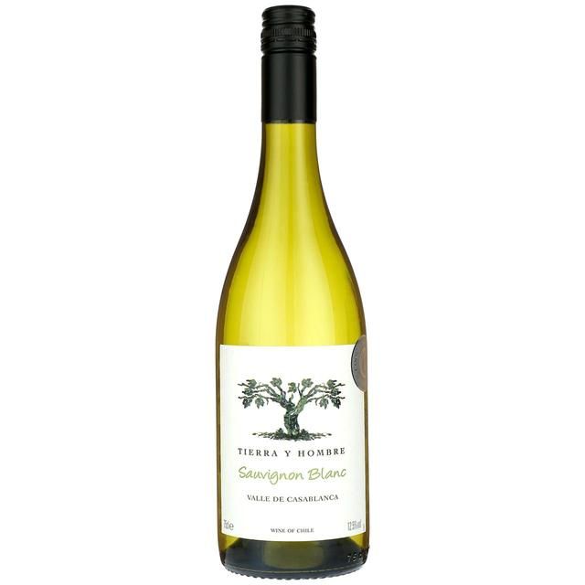 M&amp;amp;S Tierra Y Hombre Sauvignon Blanc   75cl