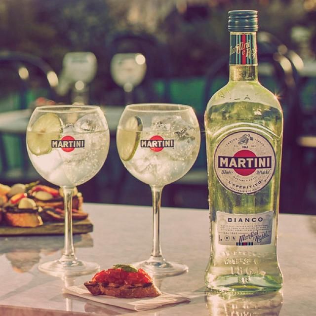 Martini Bianco Vermouth Aperitivo   75cl
