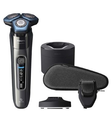 Philips Series 7000 Wet &amp;amp; Dry Electric Shaver with Charging Station and Pouch - S7788/59