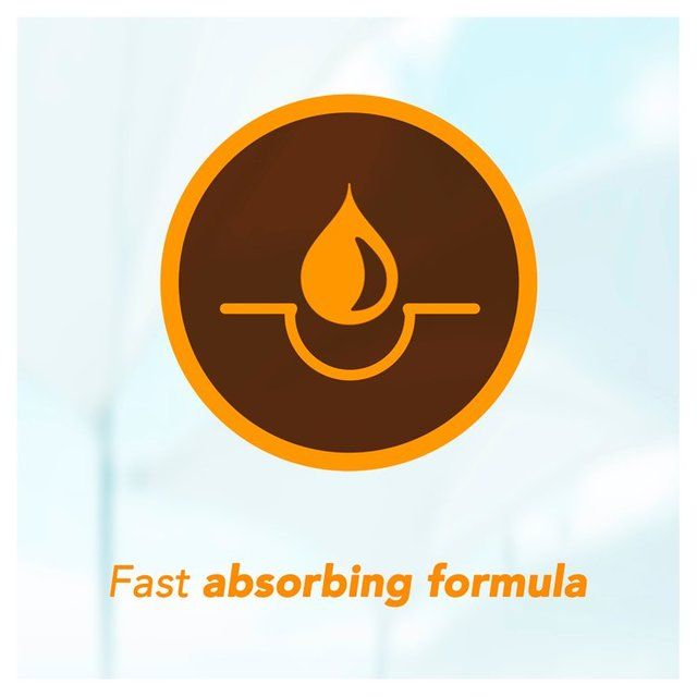 Piz Buin Tan &amp;amp; Protect SPF 30 Sunscreen Spray Tan Accelerating Oil   150ml